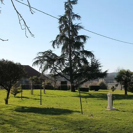 Du Chateau Holiday home Allas-Bocage