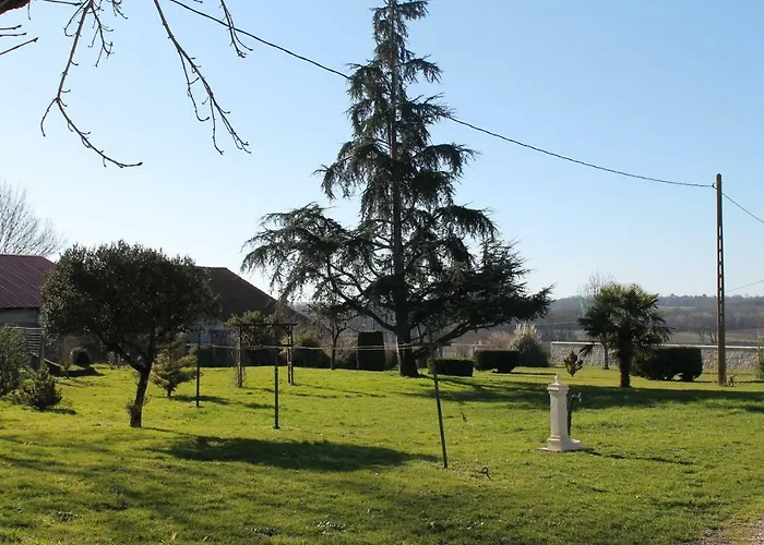 Du Chateau Holiday home Allas-Bocage